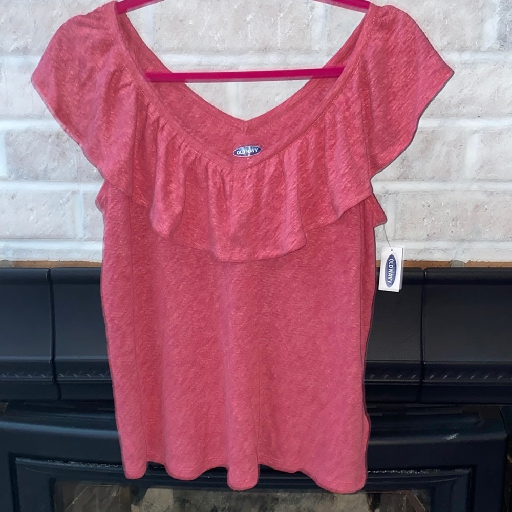 NWT Heathered Red Ruffle Tee - Small